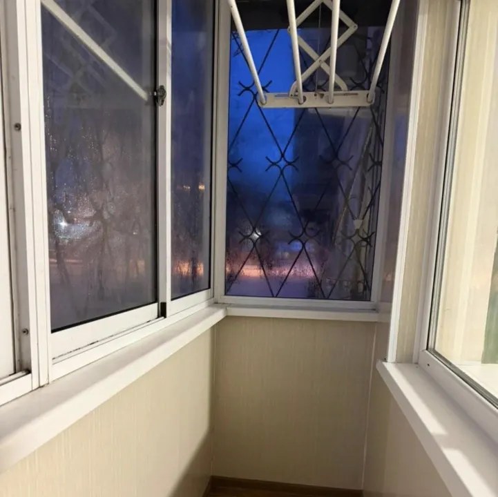 Балкон